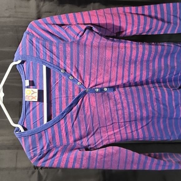 COPY - ROXY Long Sleeve Shirt Size Small - Picture 2 of 4